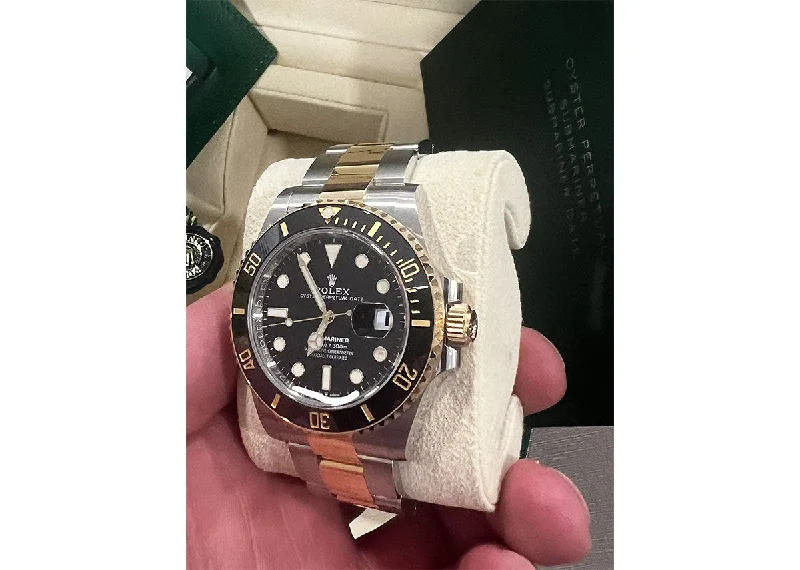 Watches with Glossy Finish Cases for a Shiny AppealRolex Submariner Date 41mm 126613LN Oyster Yellow Gold Black Dial