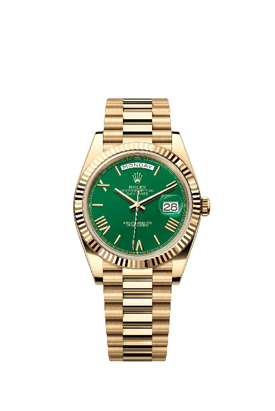 Square Dial Watches with Modern DesignRolex Day-Date 40 mm 228238 President Fluted Green Dial