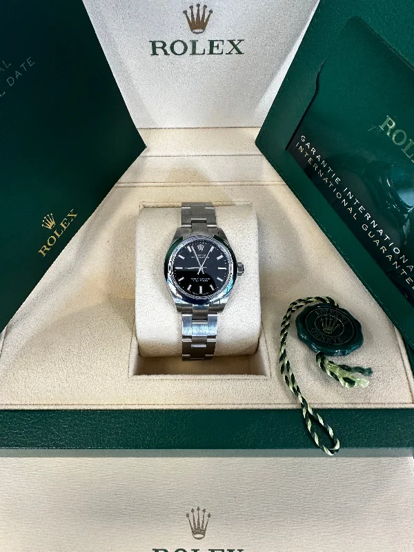 Watches with Gold Plated Cases for a Luxurious LookRolex Oyster Perpetual 31mm 277200 Oystersteel Black Dial