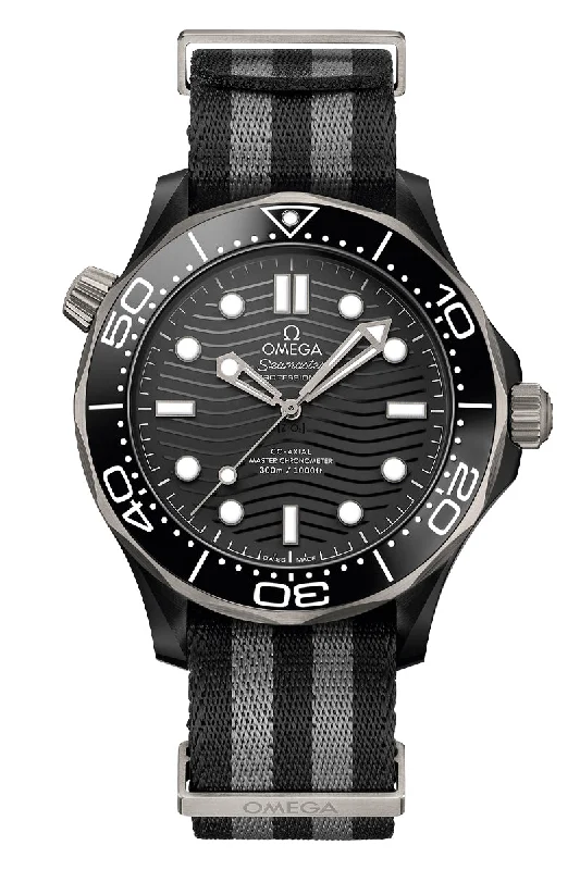 Luxury Quartz Watches with High-End MovementsOmega Seamaster Diver 300M Chronometer 210.92.44.20.01.002