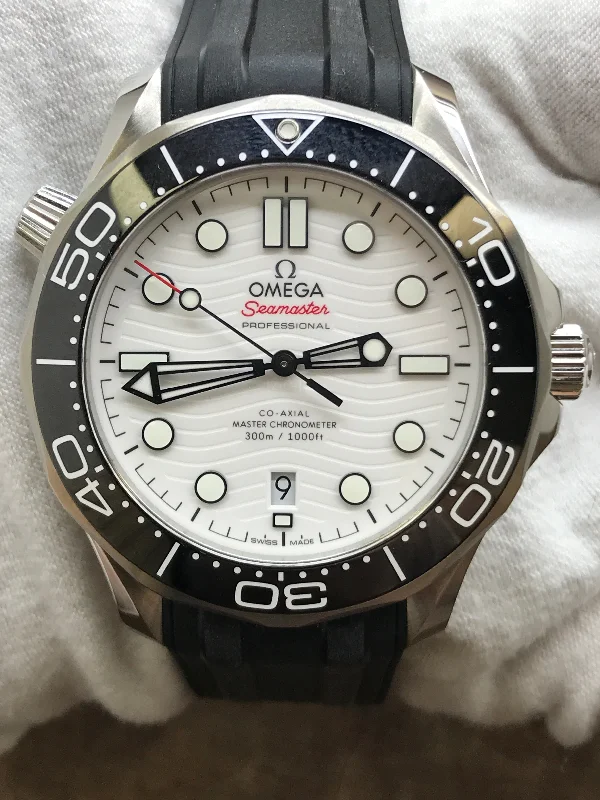 Watches with Sword-Style Hands for a Distinctive LookOmega Seamaster Diver 300M 210.32.42.20.04.001 White Dial Automatic Men's Watch