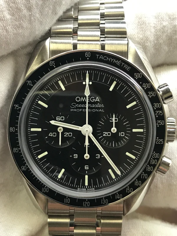 Watches with Embossed Dials for a Textured LookOmega Speedmaster Moonwatch Professional Moonwatch Cal. 3861 310.30.42.50.01.002 Black Dial Manual Wind Men's Watch