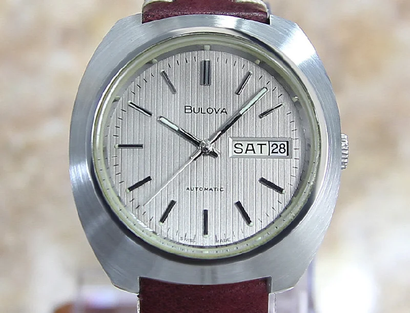 Watches with Power Reserve Indicator (for mechanical)1970 Bulova Stainless Steel Men's Watch