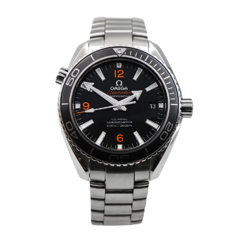 Watches with Two-Tone Cases for a Stylish AppearanceOmega Seamaster Planet Ocean