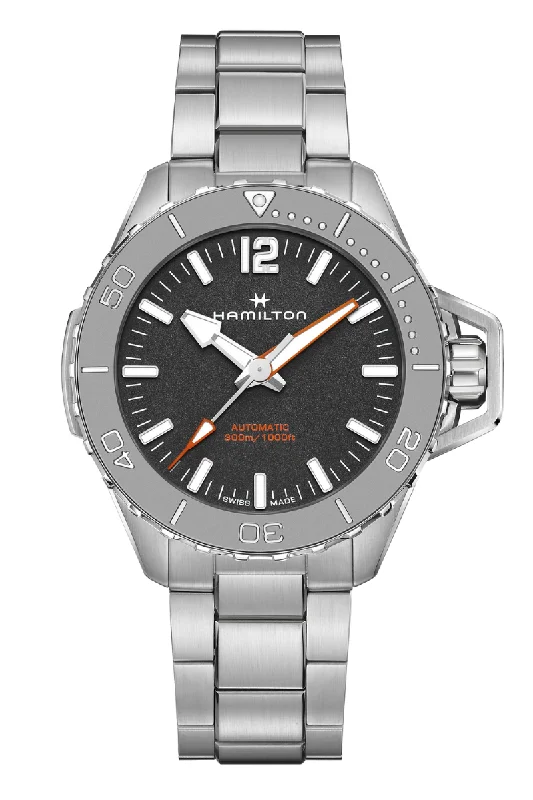 Watches with Sword-Style Hands for a Distinctive LookHamilton Khaki Navy Frogman Auto H77815130